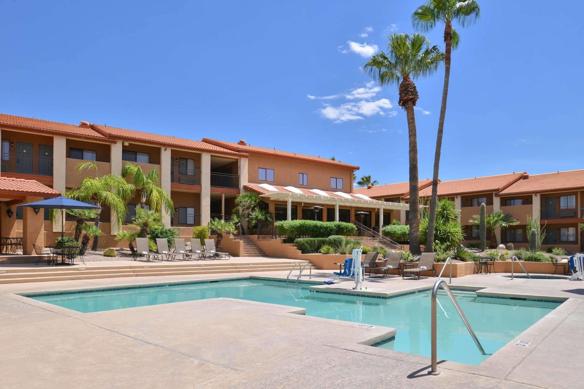 Отель 3 Palms Tucson North Foothills Экстерьер фото